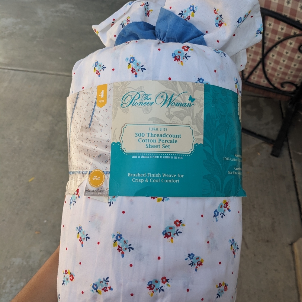 Pioneer Woman full size sheets